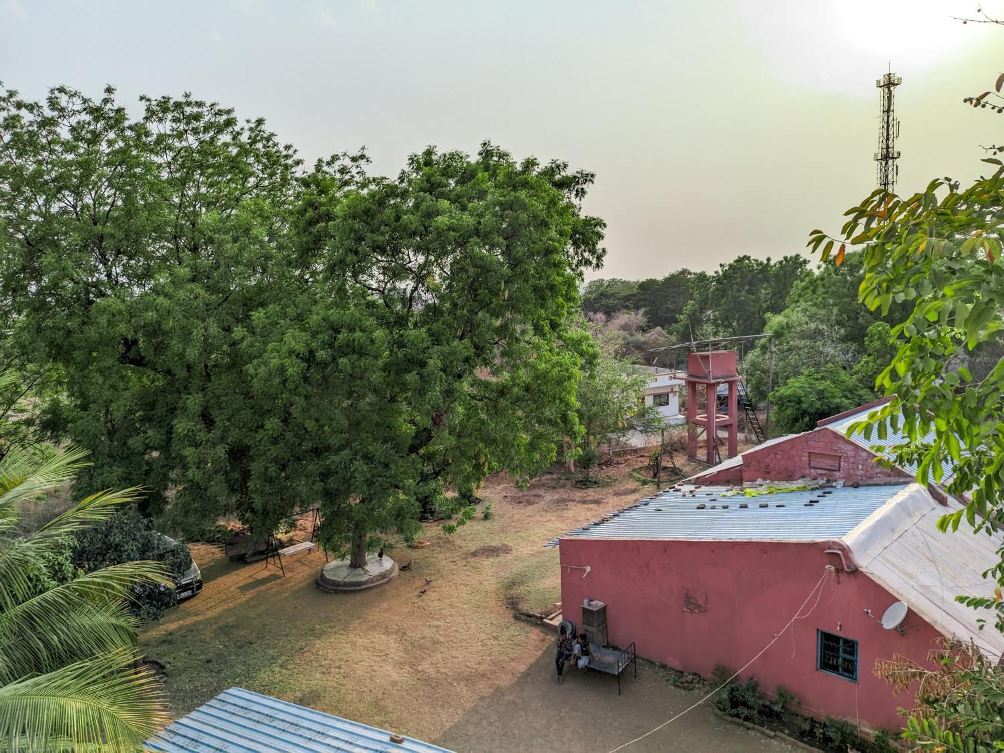 Samrat Homestay Garudeshwar Dış mekan fotoğraf