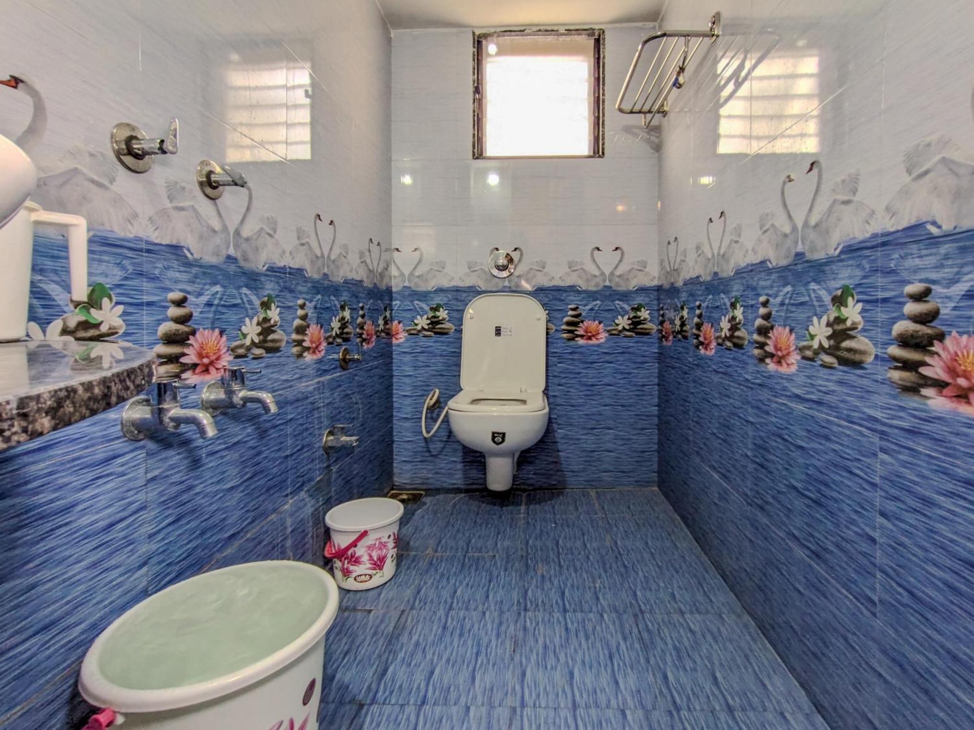 Samrat Homestay Garudeshwar Dış mekan fotoğraf
